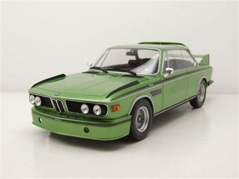 Minichamps Modellauto BMW 3 0 CSL 1973 grün Modellauto 1 18 Minichamps