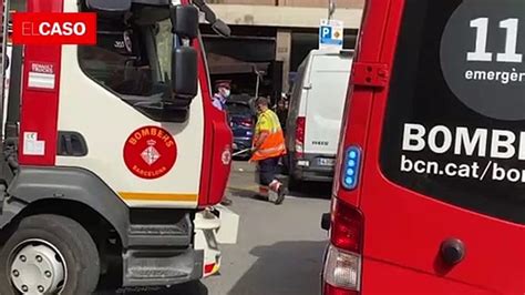 Dues Persones Ferides En Un Atropellament Accidental A L Eixample De