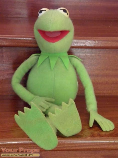 The Muppet Show kermit replica TV series prop