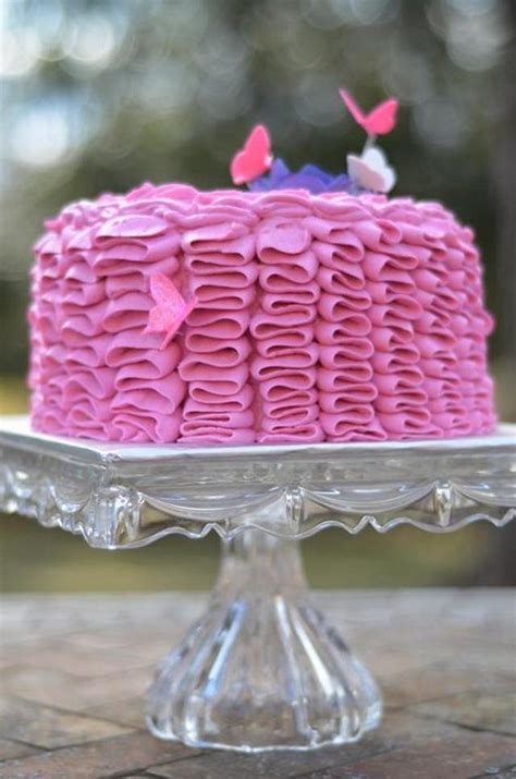 Buttercream Ruffle Cake Decorated Cake By Elisabeth CakesDecor