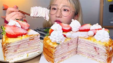 딸기 크레이프 케이크🎂 디저트 먹방 Strawberry Crepe Cake イチゴクレープケーキ Youtube