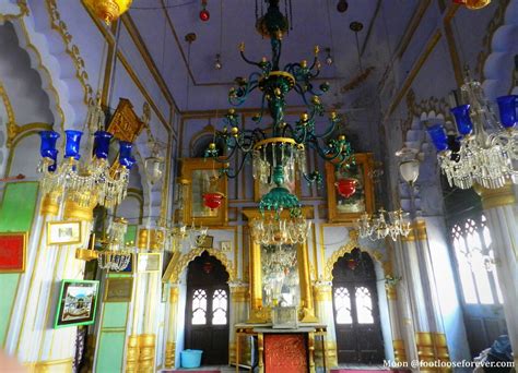 Wonderstruck inside the Lucknow Chota Imambara – Footloose Forever