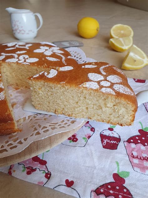 Torta Soffice Al Limone Rosly A Passion For Pastry