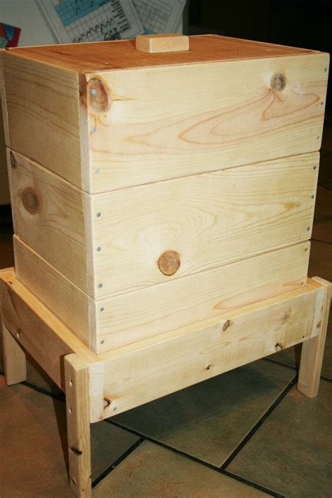 Worm Hive Worm Composting Bin 5 layers by One20Farm on Etsy