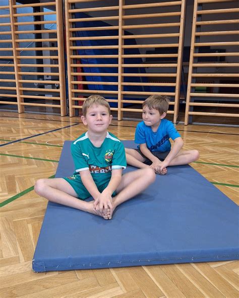 Yoga Volksschule St Pantaleon Erla