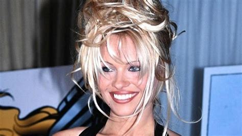 Un Tanga El Sorprendente Truco De Pamela Anderson Para Hacer Su