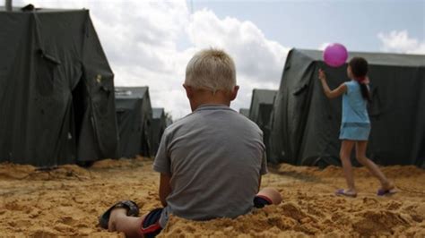 The Ukrainian Refugees Escaping To Russia Bbc News