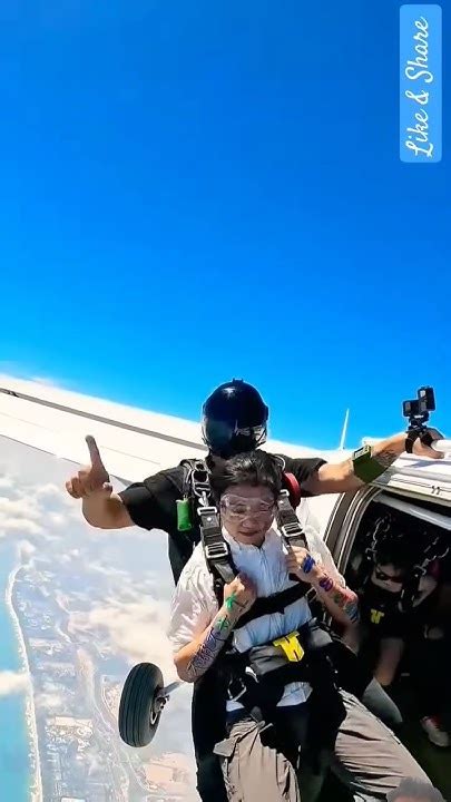 🔥🔥🔥🔥😱😱😱😱😱😱😱😂😂😂💕💕💕💕💕💕💕💕💕💕💕omg Beautiful Girl Prank On Sky Diving 🌹