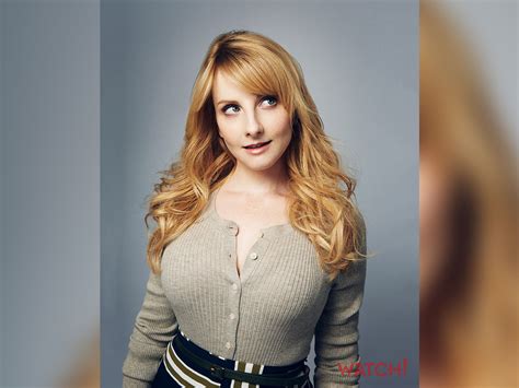 Melissa Rauch And Tall Husband