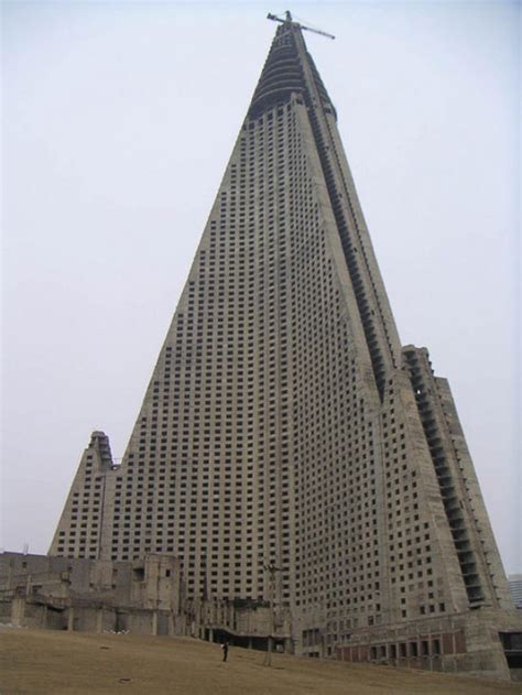 RYUGYONG HOTEL PYONGYANG - Photorator