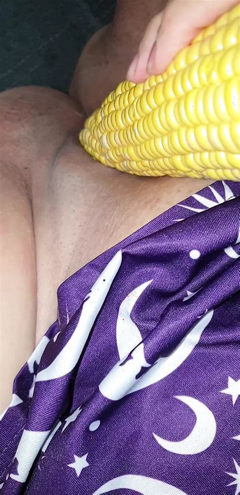 BBW Masturbiere Und Ficke Meine Muschi Mit Einem Maiskolben XHamster