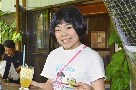 愛嬌抜群！こっちゃん店長 いの町吾北のツリーハウスカフェ、伊野小6年の川上さん お客さんの笑顔でわくわく ―こどもの日特集2024 高知新聞