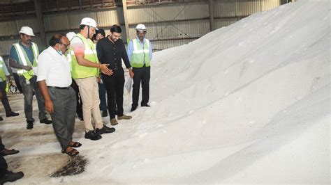 Imported Urea Arrives In Karaikal The Hindu