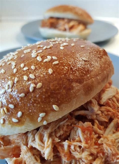 Nem og lækker Pulled Chicken Burger opskrifter GastroFun dk