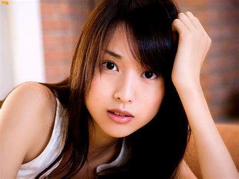 Av女優の有村千佳って戸田恵梨香に似てね？ みんくちゃんねる