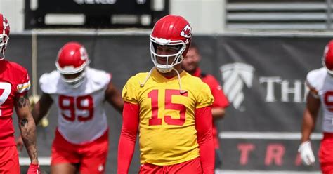 Patrick Mahomes Has Simple Response To Online Trolls After Returning To