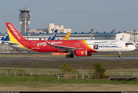 VN A531 VietJetAir Airbus A321 271NX Photo By Martin Oswald ID