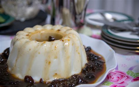 Receita Aprenda A Fazer Manjar Branco Calda De Ameixa Preta