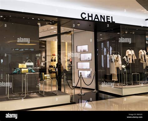 Chanel store hong kong hi-res stock photography and images - Alamy