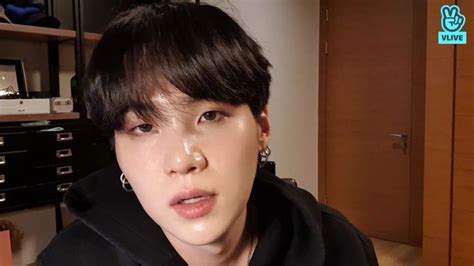 Pin by 𝖊𝖒𝖎 ୨୧ on youre hot Yoongi Suga Min yoongi