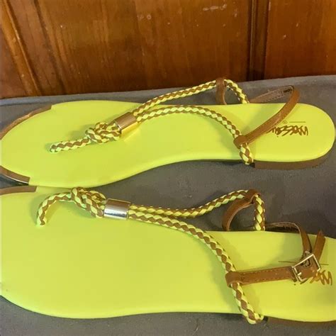 Mossimo Supply Co Shoes New Mossimo Womens Sandals 1 Poshmark