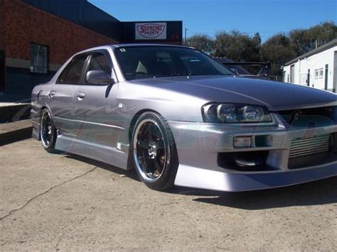 Nissan skyline r34 widebody