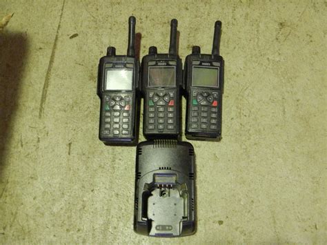 Sepura STP8040 Handheld Radios Auction (0024-8012207) | Grays Australia