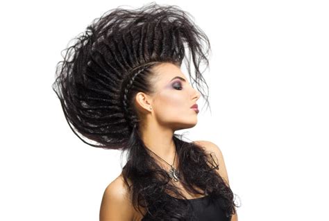 21 Best Curly Mohawk Hairstyles for Women to Try | Hairdo Hairstyle