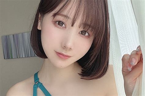 けんけん、優しげお姉さんの変形ビキニ グラッチェ