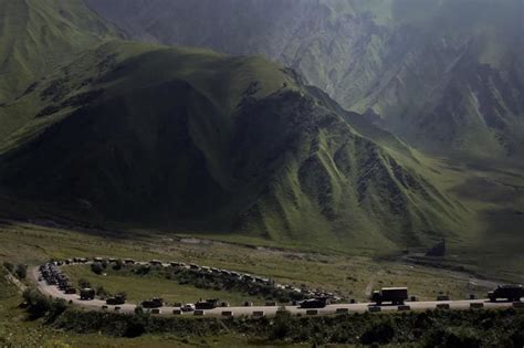 Diễn biến gay cấn của cuộc chiến ngày Nga Gruzia