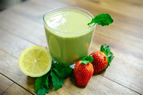 11 Tasty Kale Smoothies | Blendtec Blog