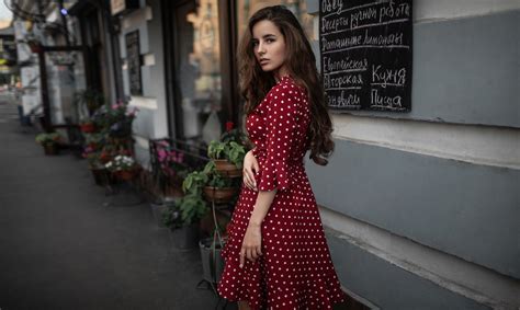 Wallpaper Model Brunette Looking At Viewer Portrait Street Urban Depth Of Field Dress