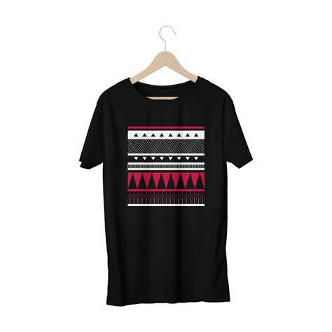 Tribal Pattern Black T-Shirt Unisex (Medium) - Omechan