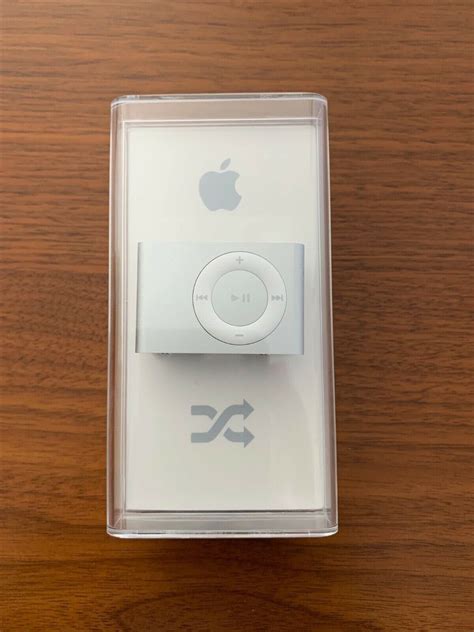 New Apple Ipod Shuffle Nd Gen Ma Ll A A Gb Mp Player Silver