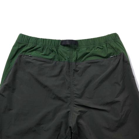 Gramicci River Bank Short Black Ink Green Theroom