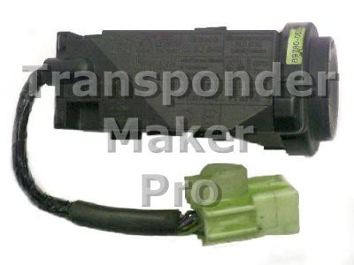 SW 83 Toyota Avensis Immobox Valeo Con ID4D