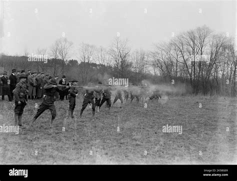 Machine Gun Ww1 America Hi Res Stock Photography And Images Alamy