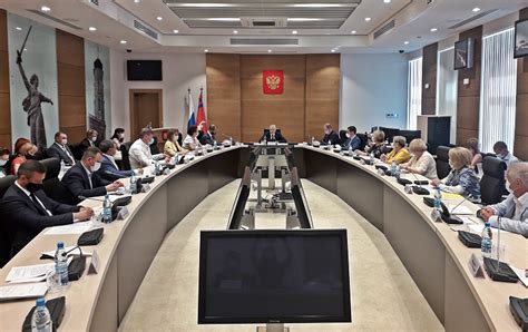 В Волгоградской области подвели итоги опроса о часовом поясе