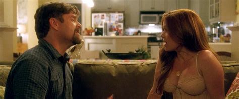 Naked Isla Fisher In Keeping Up With The Joneses