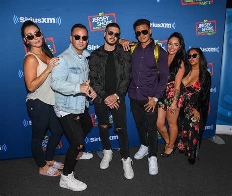 Jersey Shore star Nicole 'Snooki' Polizzi shares rare photo with