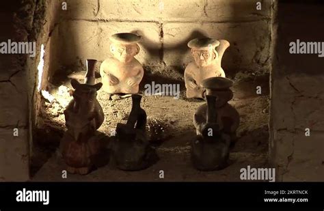 Tomb of the lord sipan Stock Videos & Footage - HD and 4K Video Clips - Alamy