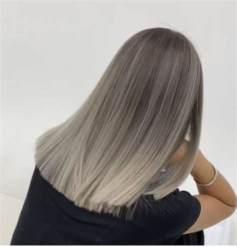 Grey Hair Perfect Blonde Hair Ash Blonde Hair Balayage Long Hair Color