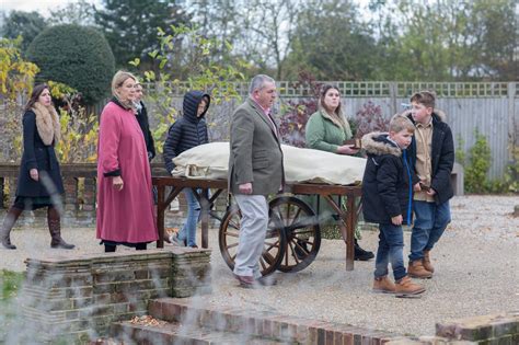 Green Burials A Greener Alternative To Traditional Burial — Green And