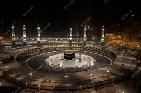 Premium Photo | A view of the kaaba in mecca at night