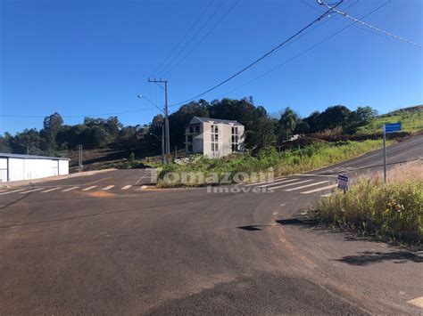 Excelente terreno de esquina no Jardim Seminario Tomazoni Imóveis