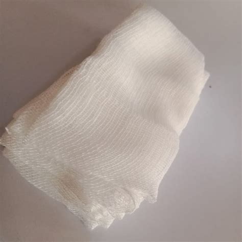 Short Stretch Compression White Cotton Bandage For Surgical Dressing