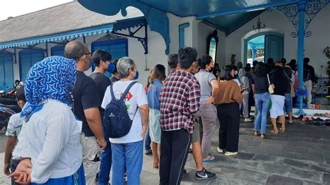 Lembaga Dewan Adat Buka Keraton Kasunan Surakarta Untuk Wisatawan