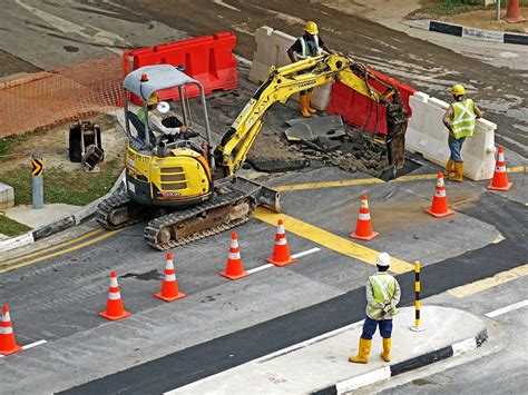 How To Drive Through A Construction Work Zone Safer America