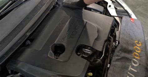 Cómo cambiar válvula EGR Ford Focus MK2 Guía de sustitución