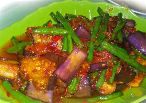 Resep Tumis Terong Ungu Pedas Oleh Bunda Brilly Cookpad